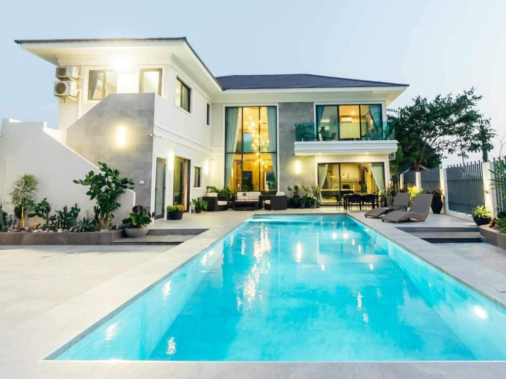 5bedroomvillage